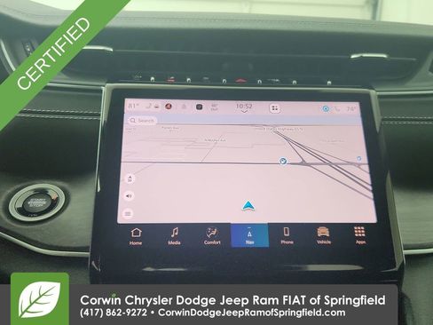 Certified 2023 Jeep Grand Cherokee Limited w/ Black Appearance Package image 17