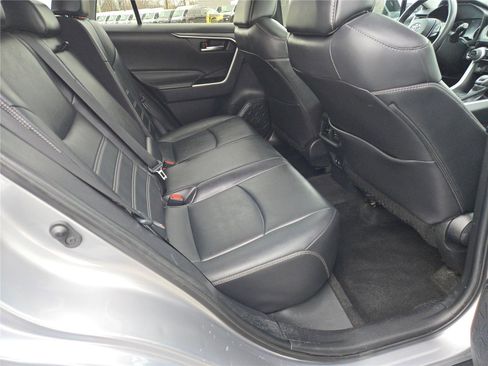 Used 2021 Toyota RAV4 XLE Premium FWD image 11