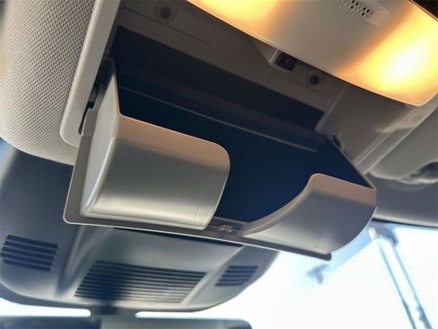 Used 2023 Nissan Rogue Platinum w/ Platinum Premium Package image 26