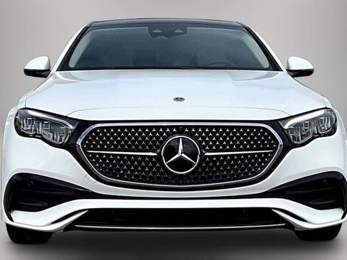 New 2026 Mercedes-Benz E 450 4MATIC Sedan image 12