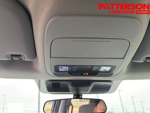 Used 2023 Ford F150 XLT AWD/4WD image 11
