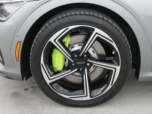 Certified 2024 Kia EV6 GT image 11