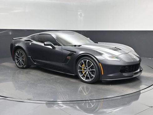 Used 2018 Chevrolet Corvette Grand Sport RWD image 1