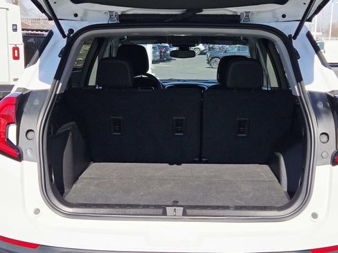 Used 2023 GMC Terrain SLE w/ Driver Convenience Package image 13