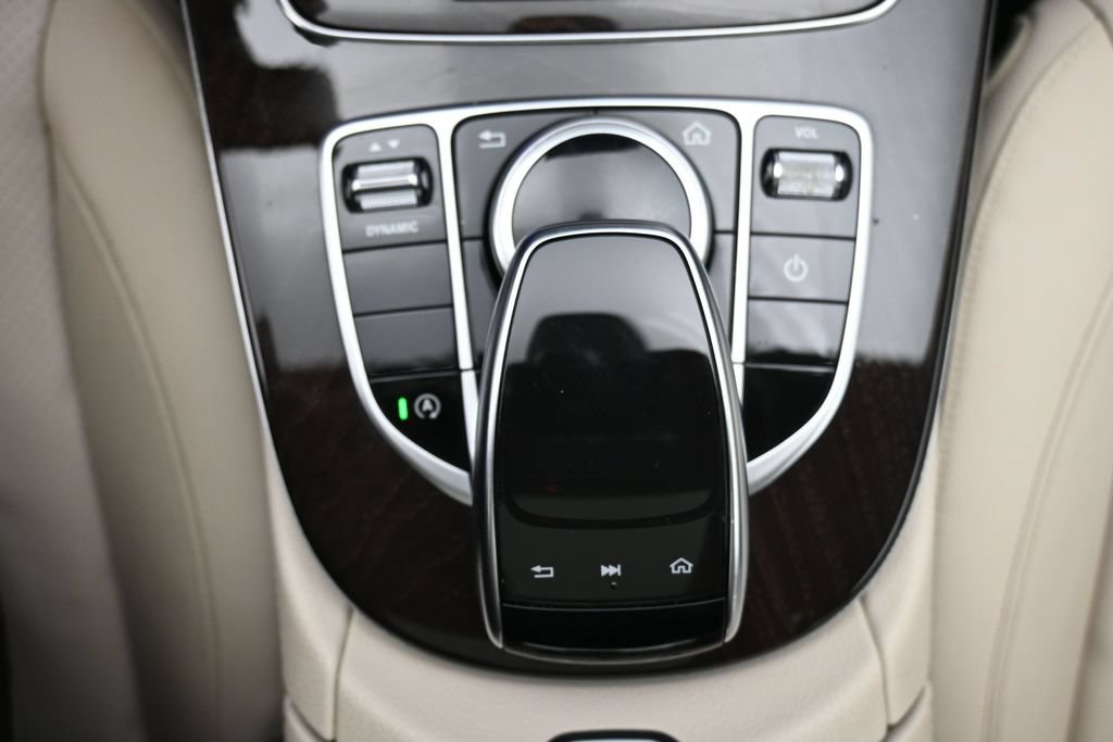 Used 2019 Mercedes-Benz E 300 4MATIC image 17