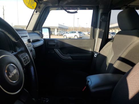 Used 2015 Jeep Wrangler Unlimited Sport w/ Quick Order Package 24S image 24