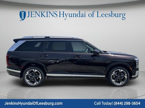New 2026 Hyundai Palisade Limited FWD image 3