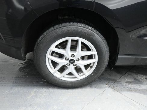 Used 2024 Ford Edge SEL image 17