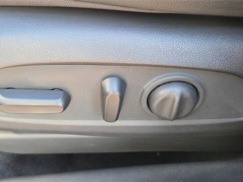 Used 2022 Chevrolet TrailBlazer ACTIV w/ Sun and Liftgate Package image 30