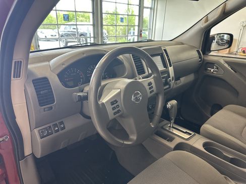 Used 2019 Nissan Frontier SV AWD/4WD image 21