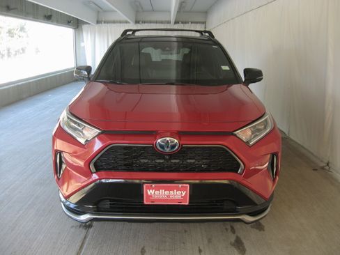 Used 2021 Toyota RAV4 XSE w/ Premium Package image 6