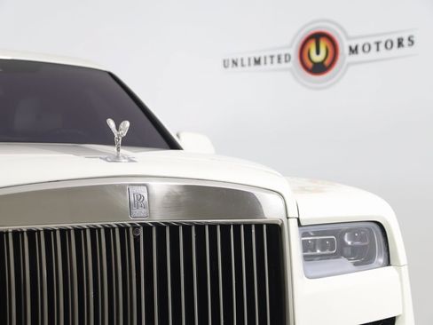 Used 2020 Rolls-Royce Cullinan image 26