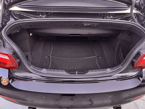 Used 2016 BMW M235i Convertible image 31