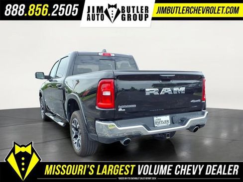 Used 2025 RAM 1500 Laramie AWD/4WD image 2