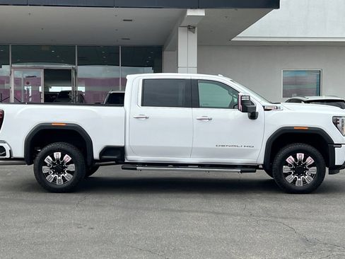 New 2026 GMC Sierra 2500 Denali AWD/4WD image 3