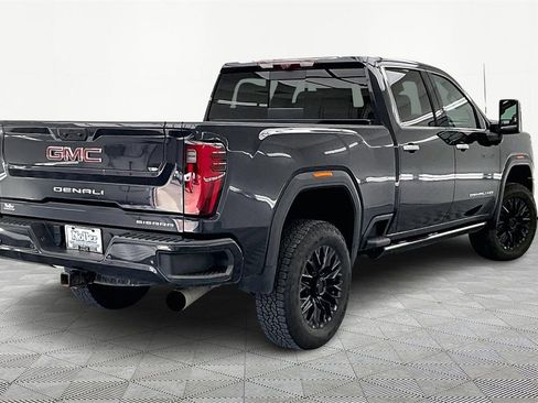 Used 2024 GMC Sierra 2500 Denali w/ Technology Package image 2