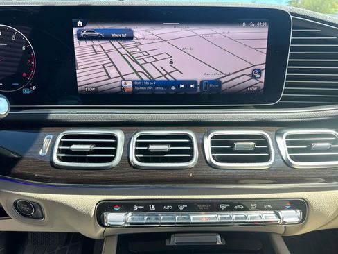 Used 2025 Mercedes-Benz GLE 350 4MATIC image 26