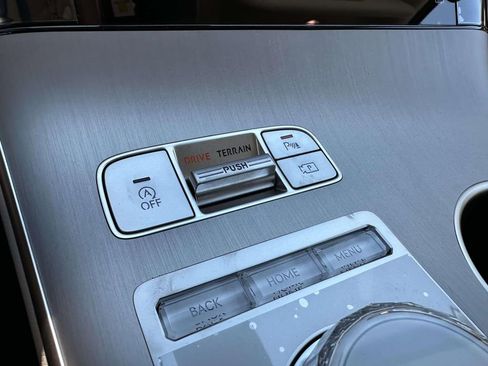 New 2026 Genesis GV70 2.5T Advanced AWD/4WD image 21