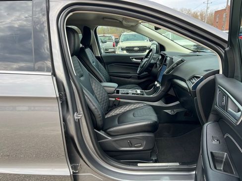 Used 2024 Ford Edge Titanium w/ Equipment Group 301A image 22