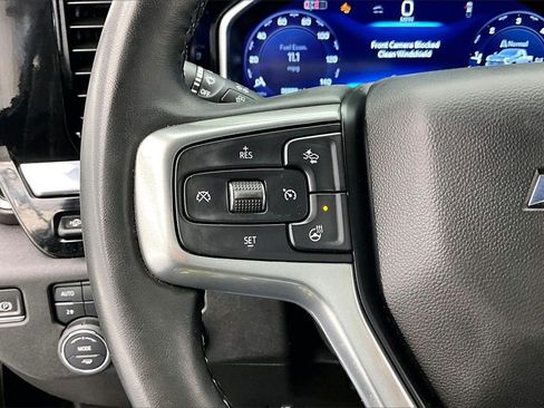 Used 2024 Chevrolet Silverado 2500 LTZ w/ LTZ Convenience Package image 19