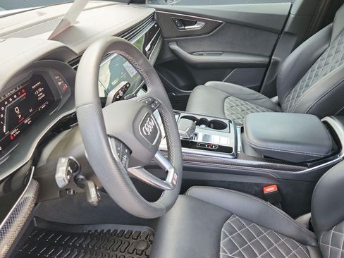 Used 2023 Audi SQ8 Prestige w/ Prestige Package AWD/4WD image 5