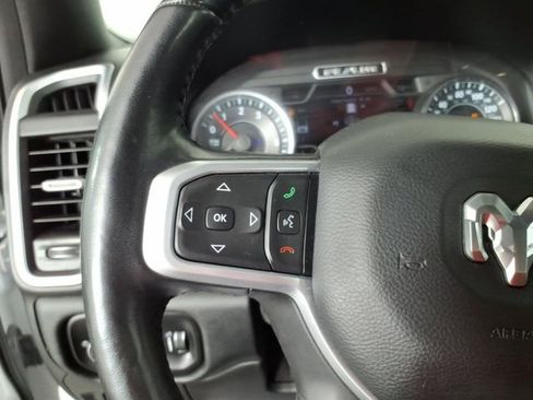 Used 2020 RAM 1500 Big Horn AWD/4WD image 17