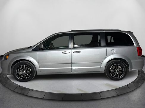 Used 2017 Dodge Grand Caravan GT image 8