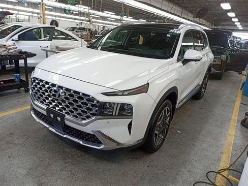Used 2023 Hyundai Santa Fe Limited image 4