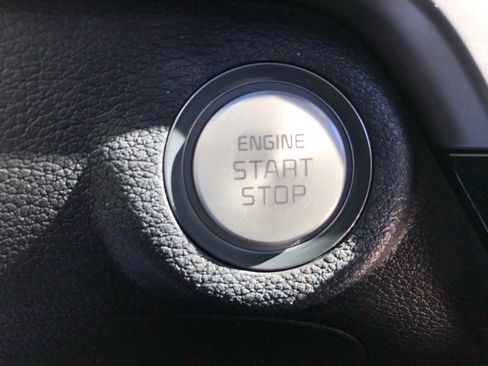 Used 2024 Kia Telluride EX w/ EX Captain's Chair Package image 34