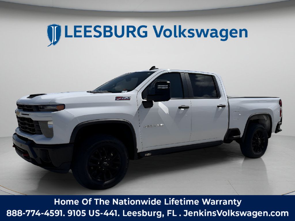 Used 2025 Chevrolet Silverado 2500 Custom w/ Custom Value Package AWD/4WD image 14