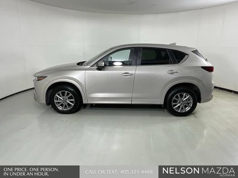 Used 2025 MAZDA CX-5 AWD 2.5 S w/ Select Package image 9