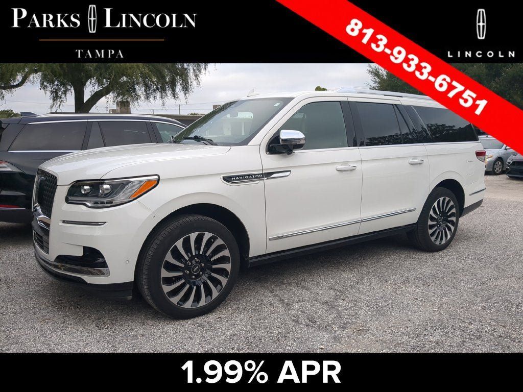 Used 2022 Lincoln Navigator L Black Label AWD/4WD image 10