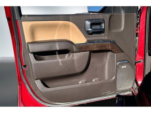 Used 2018 GMC Sierra 1500 Denali image 20