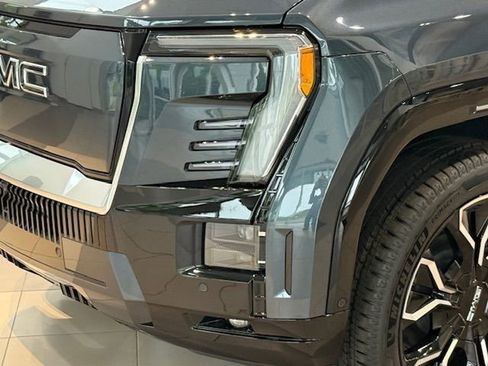 New 2025 GMC Sierra EV Denali image 10