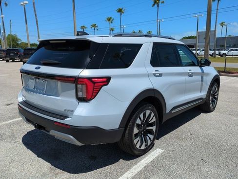 New 2026 Ford Explorer Platinum image 4