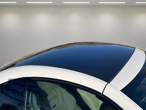 Used 2015 Mercedes-Benz SL 63 AMG image 44