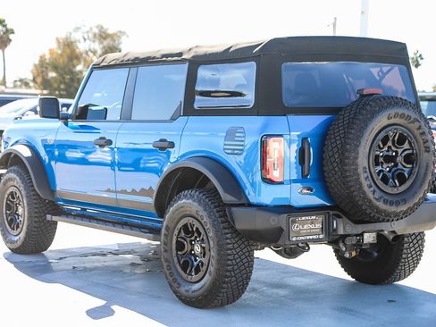 Used 2022 Ford Bronco Wildtrak image 5