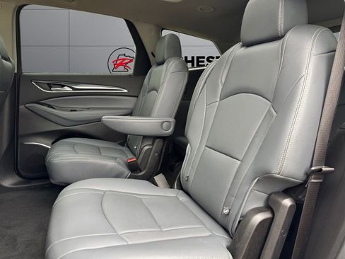 Used 2019 Buick Enclave Essence w/ Experience Buick Package AWD/4WD image 18