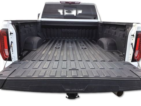 Used 2023 GMC Sierra 2500 SLT w/ SLT Premium Package image 13