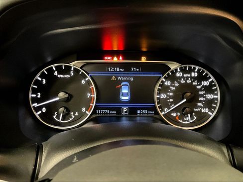 Used 2019 Nissan Altima 2.5 SR FWD image 13