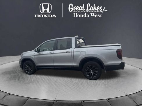 Used 2024 Honda Ridgeline Sport image 16