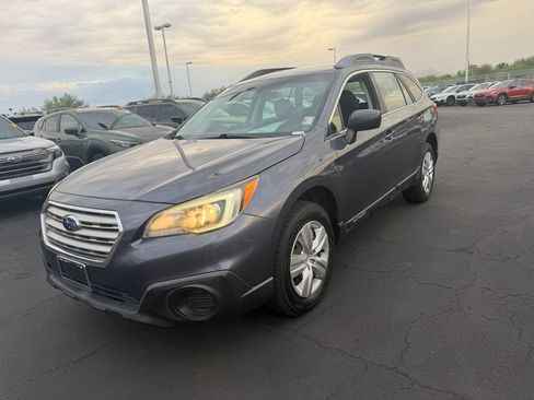 Used 2016 Subaru Outback 2.5i AWD/4WD image 3