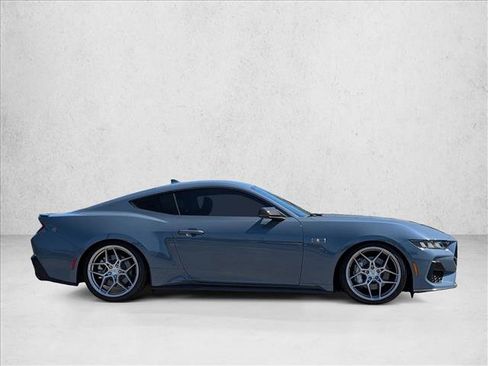 Used 2024 Ford Mustang GT Premium RWD image 4