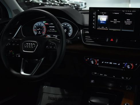 Used 2023 Audi Q5 2.0T Premium Plus w/ Premium Plus Package AWD/4WD image 34