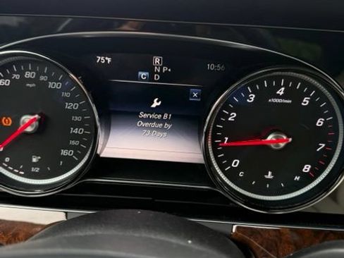 Used 2018 Mercedes-Benz E 300 image 7