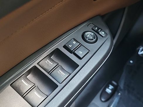 Used 2021 Acura ILX w/ Premium Package FWD image 13