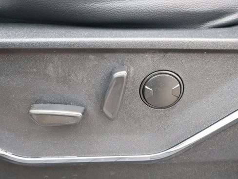 Used 2024 Ford F350 Lariat w/ Black Appearance Package image 15