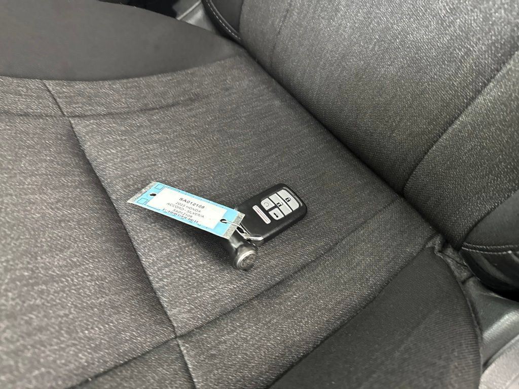 Certified 2025 Honda Accord LX image 30