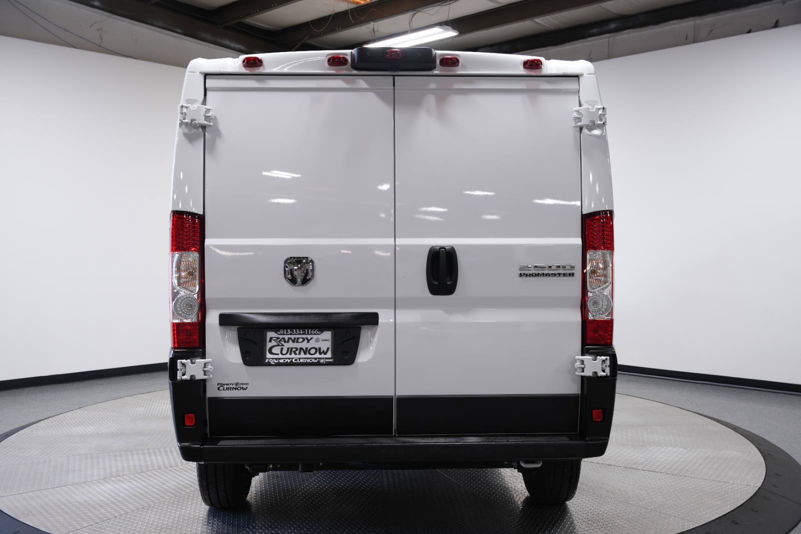 Used 2025 RAM ProMaster 2500 w/ Convenience Group FWD image 7
