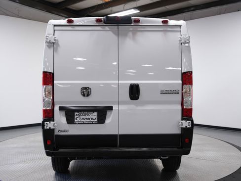 Used 2025 RAM ProMaster 2500 w/ Convenience Group FWD image 7